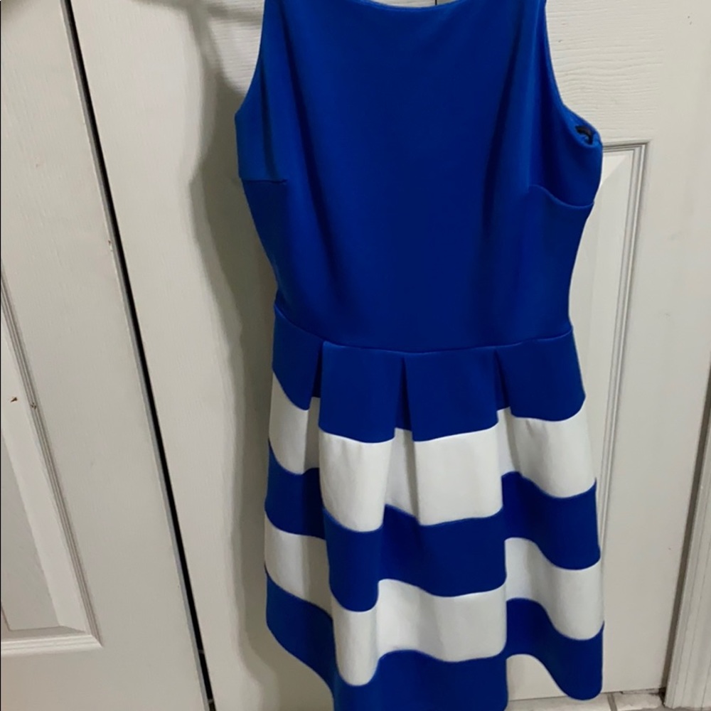 Spaghetti strap blue and white dress